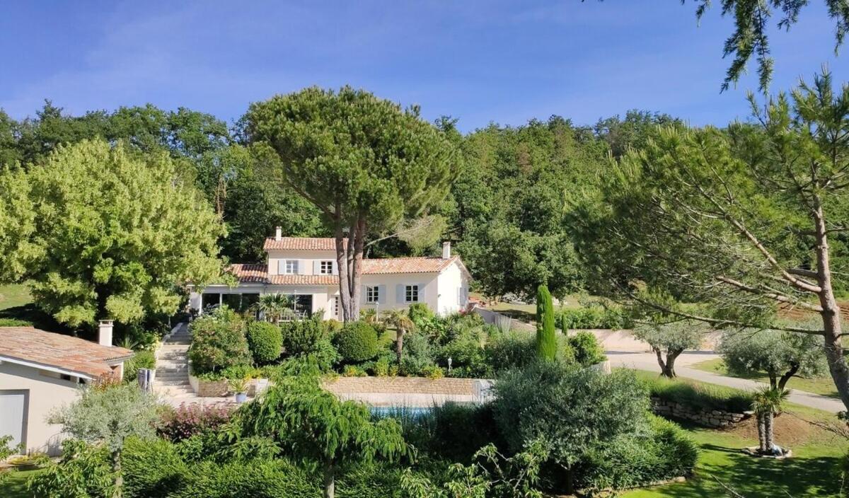 La Villa Moursoise 4 Etoiles Extérieur photo