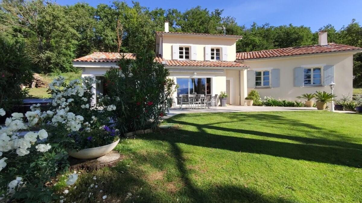 La Villa Moursoise 4 Etoiles Extérieur photo