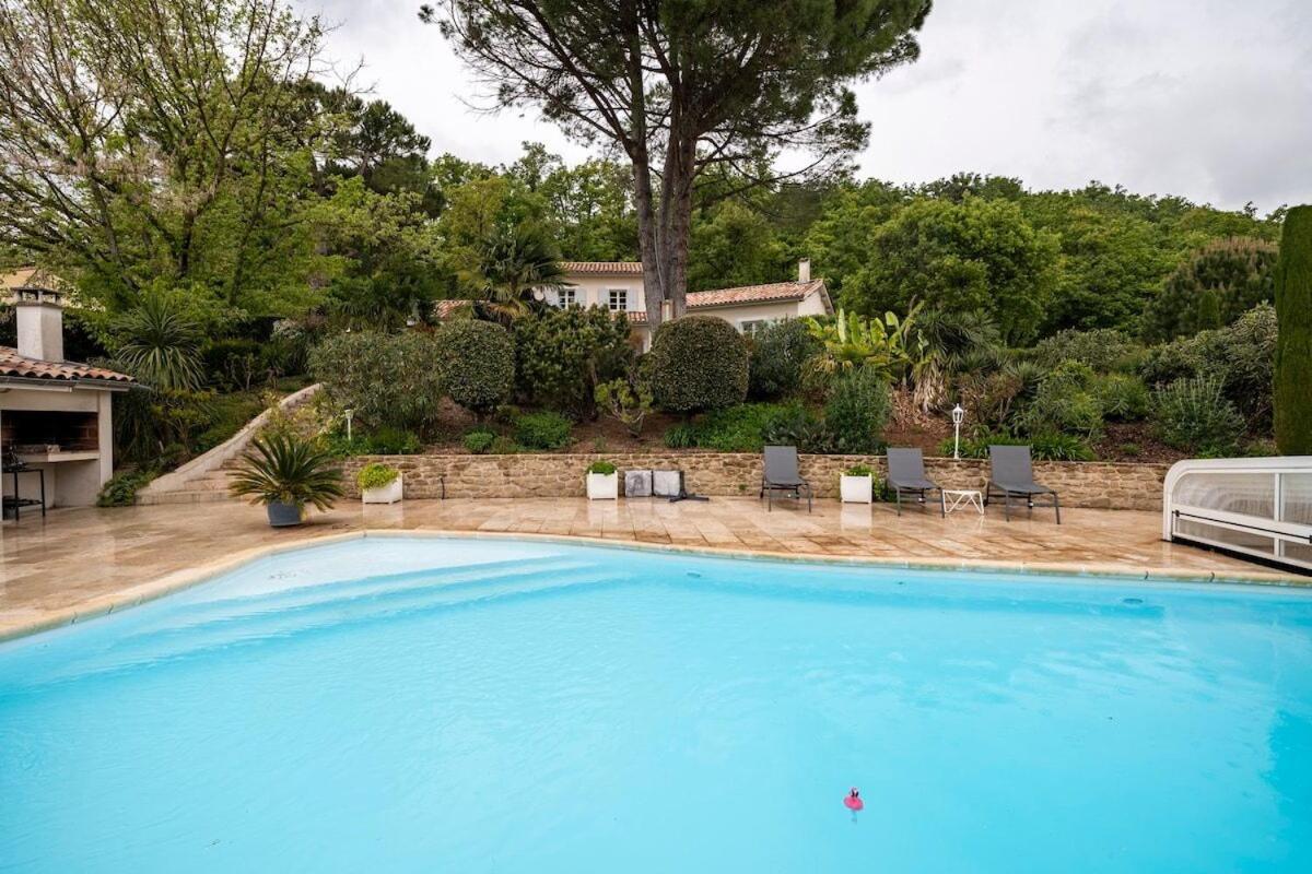 La Villa Moursoise 4 Etoiles Extérieur photo