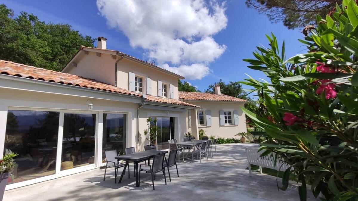 La Villa Moursoise 4 Etoiles Extérieur photo